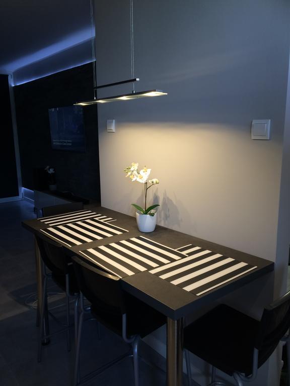 Apartament Na Ogrodach Poznań Esterno foto